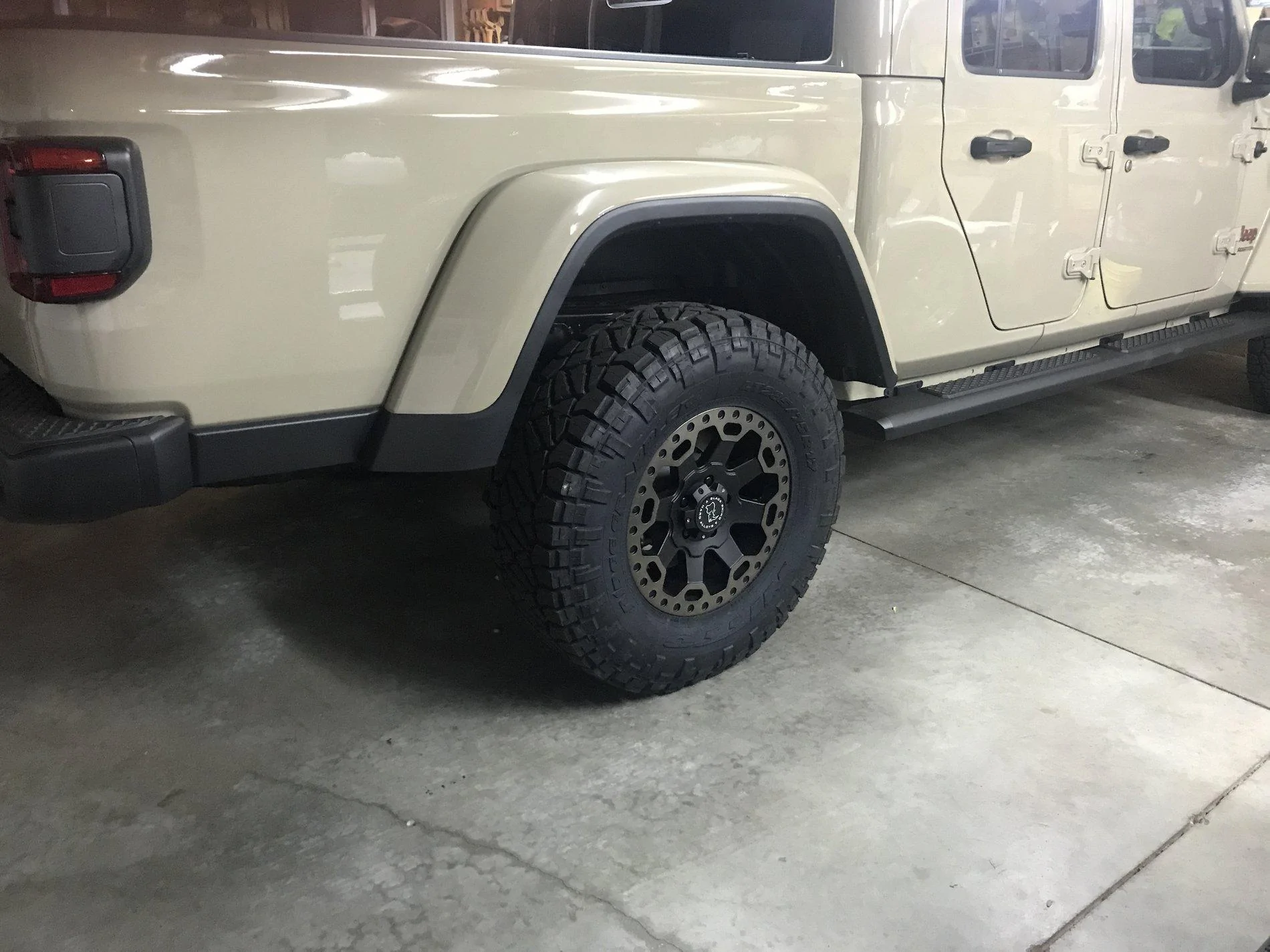 Jeep Gladiator My 2020 Gator Mojave with new 35 Toyo’s and Black Rhino Warlords... 5CFF3255-48F9-4B07-A339-2829B359F411