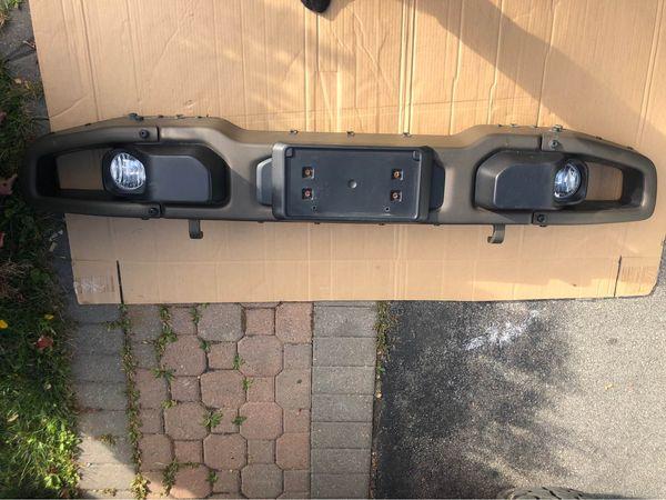 Jeep Gladiator Will 2017 75th Anniversary Eagle edition bumper fit the JT? 75th
