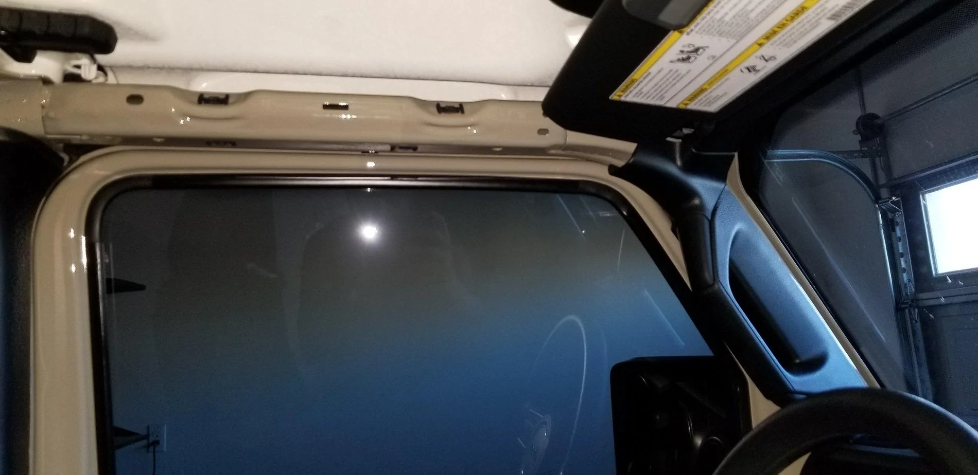 Jeep Gladiator Anybody took off the roll bar plastics? 20200920_075002