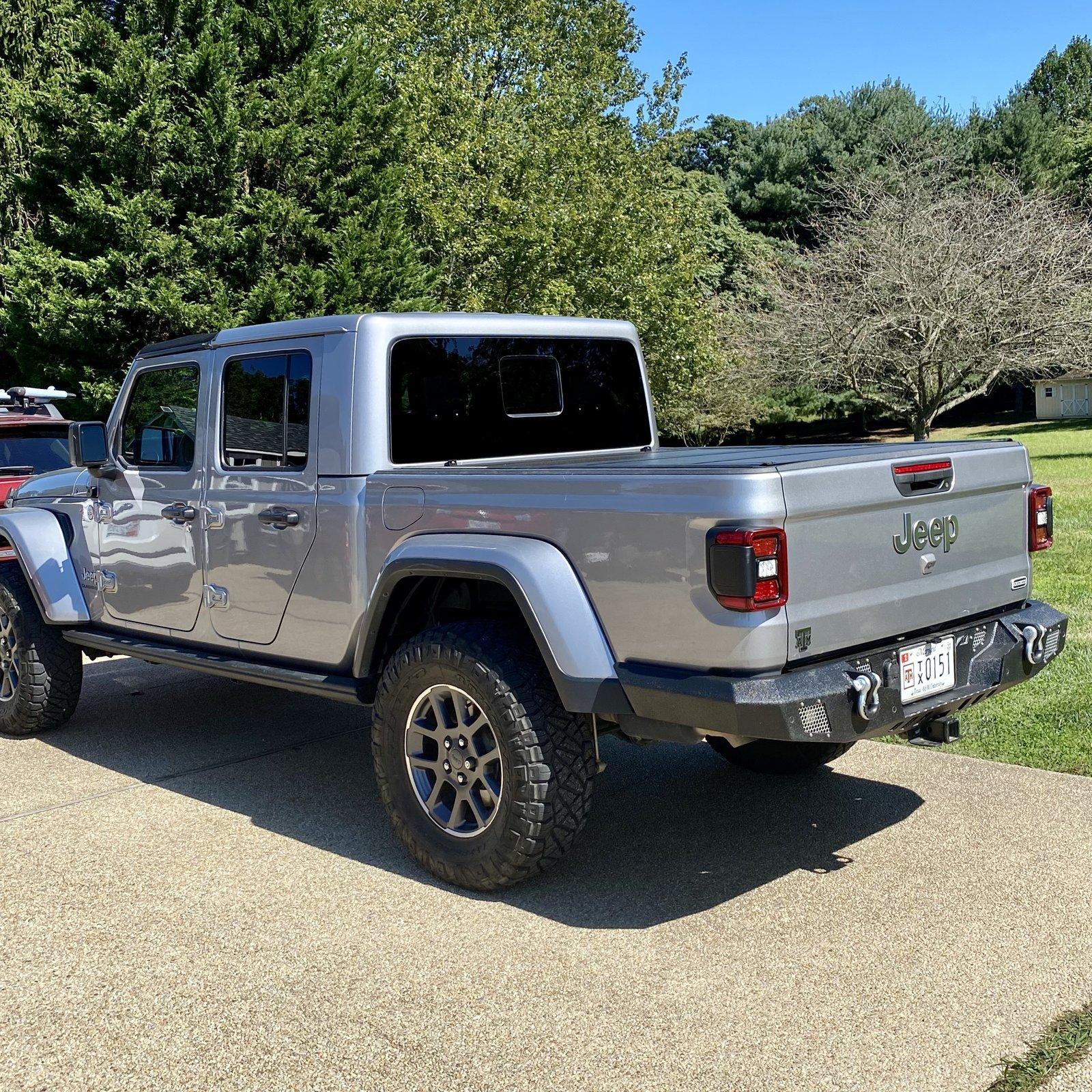 Jeep Gladiator Bumper with Bed Protection for Non Rubicon Trucks? EADB395E-8BC2-4E35-BB82-AF7B75BE4513