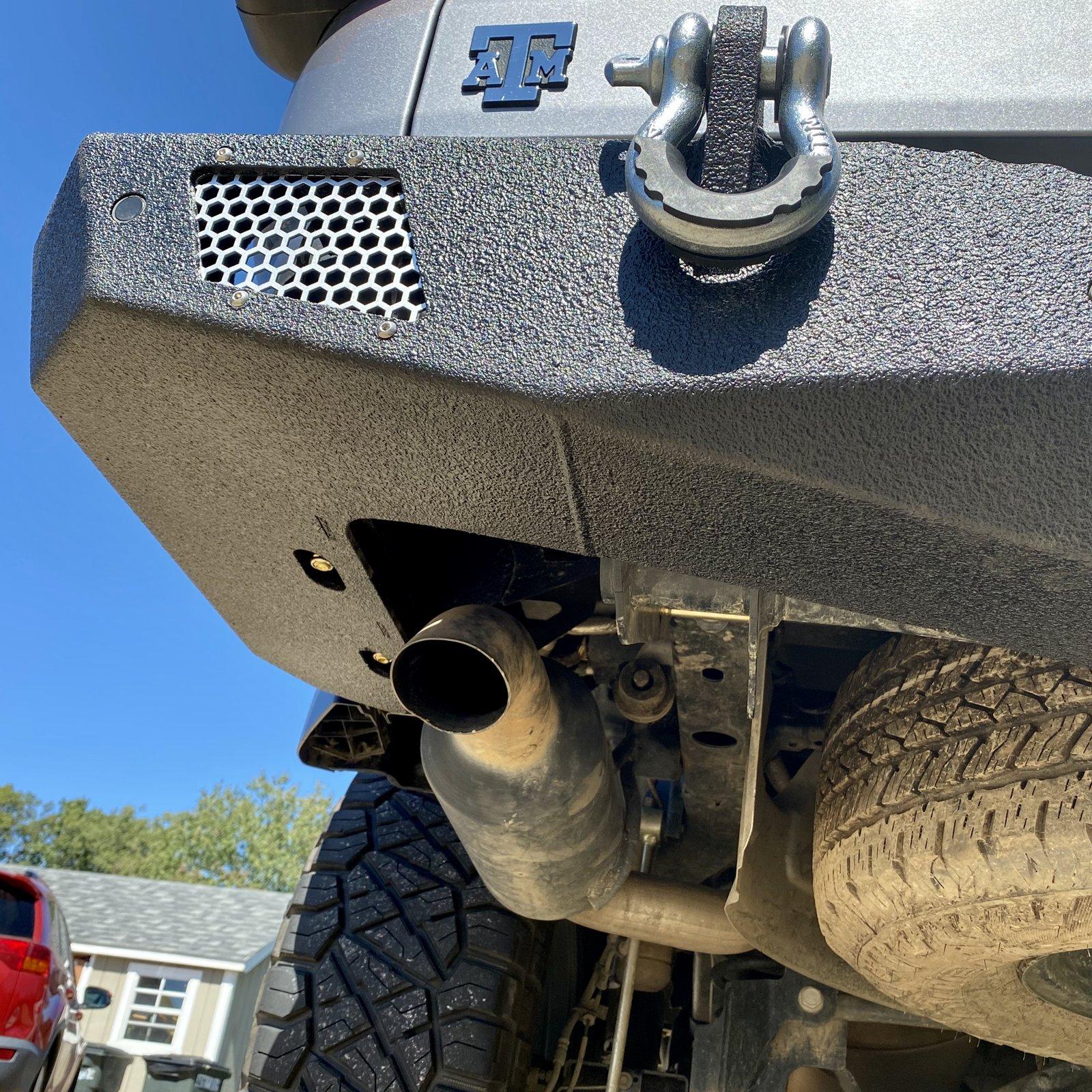 Jeep Gladiator Bumper with Bed Protection for Non Rubicon Trucks? 1766A9BF-E97A-45E8-9067-378E80659B51