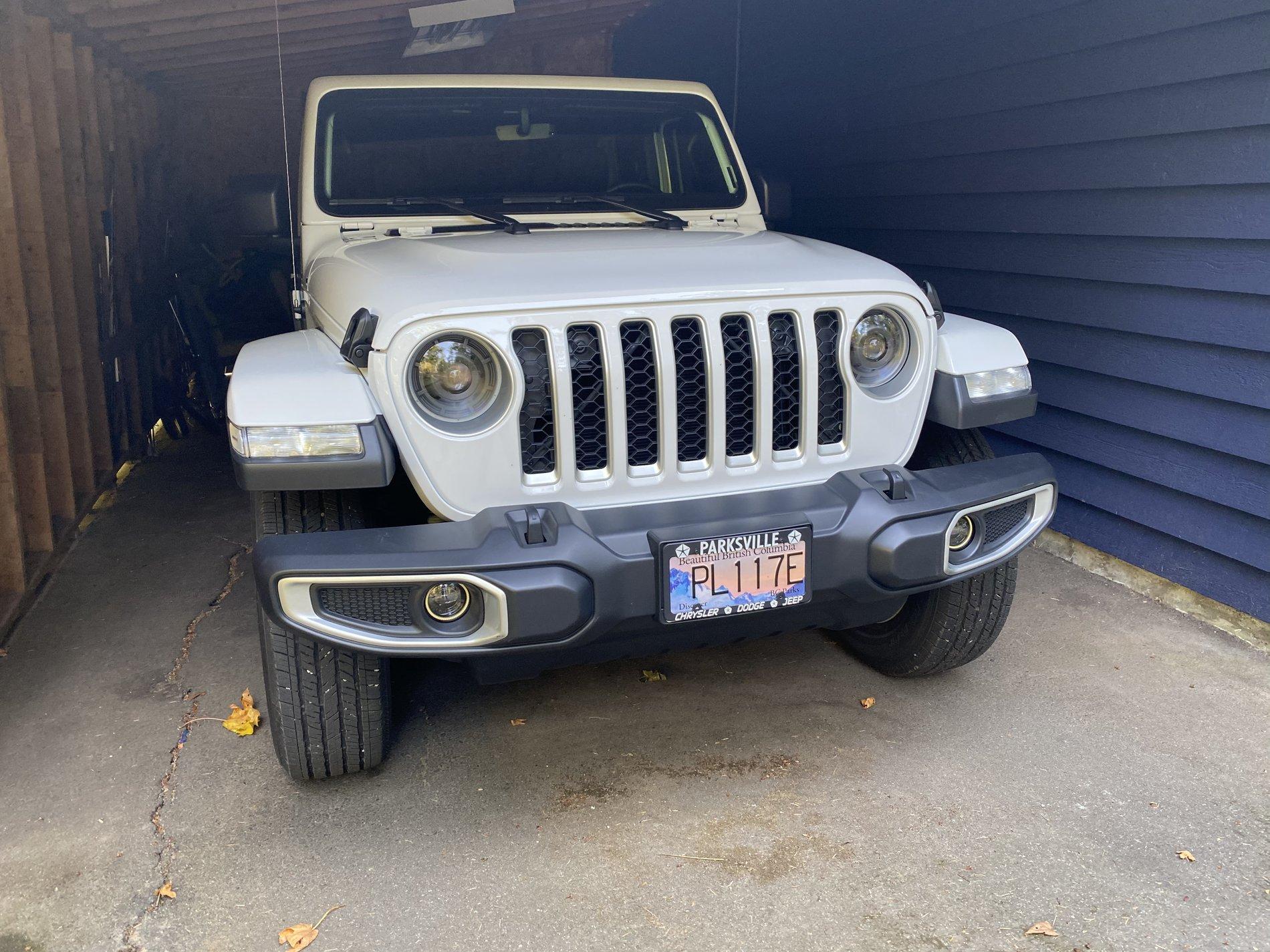 Jeep Gladiator Installed Oracle Oculus Bi-LED headlights..and Fog lights and Diode Dynamics side marker bulbs 405D211C-E23C-4999-94AE-8F9FCB48E0EE