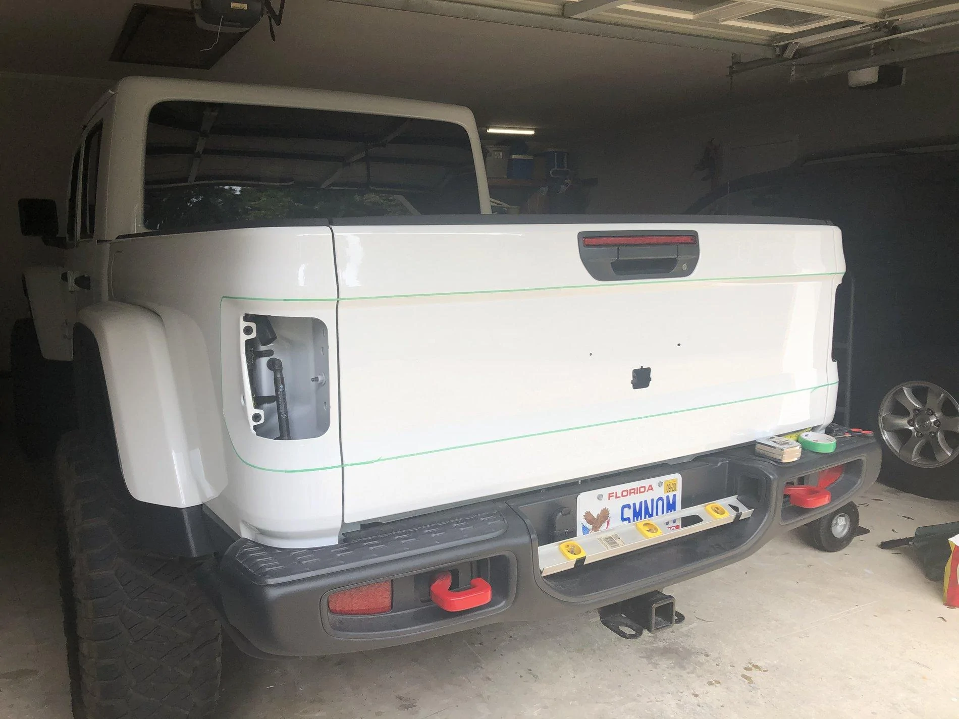 Jeep Gladiator "JEEP" tailgate badge mods? A4E50F7E-AEB6-47E4-AAE0-AF81B2BD6B32