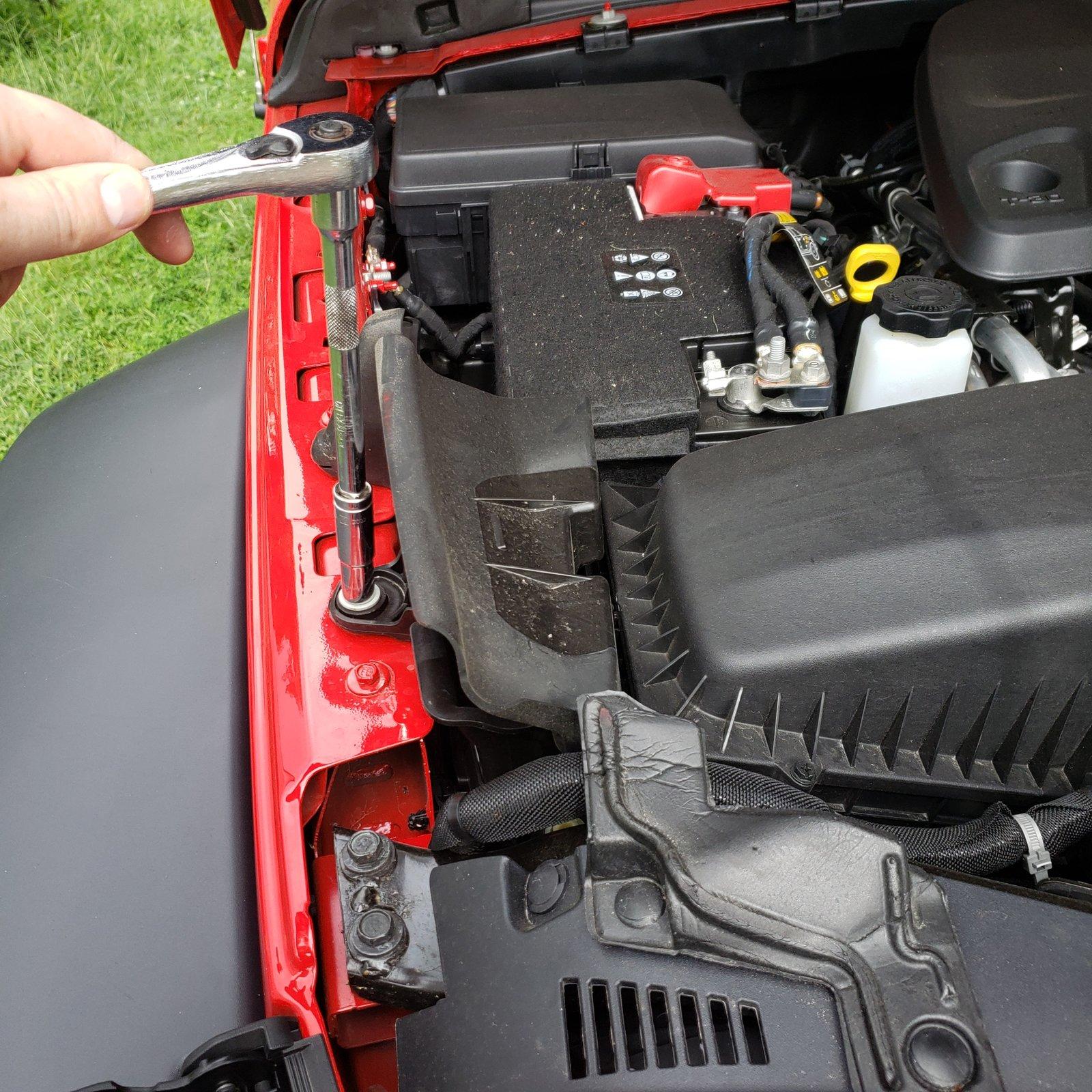 Jeep Gladiator LED Headlight Bulb Swap (Quick and Easy DIY) Halogen -> LED Bulbs 20200902_151037