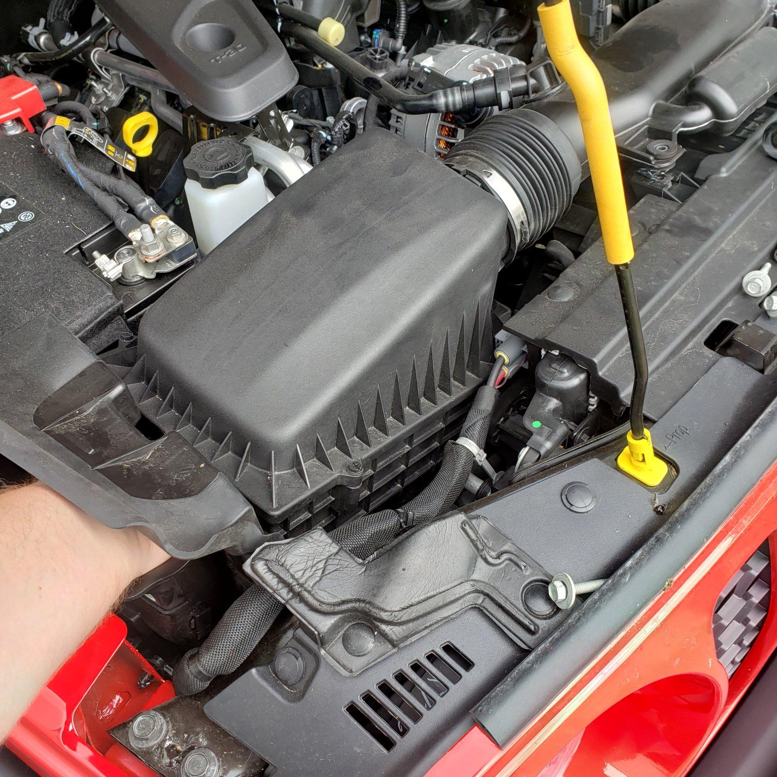 Jeep Gladiator LED Headlight Bulb Swap (Quick and Easy DIY) Halogen -> LED Bulbs 20200902_151424