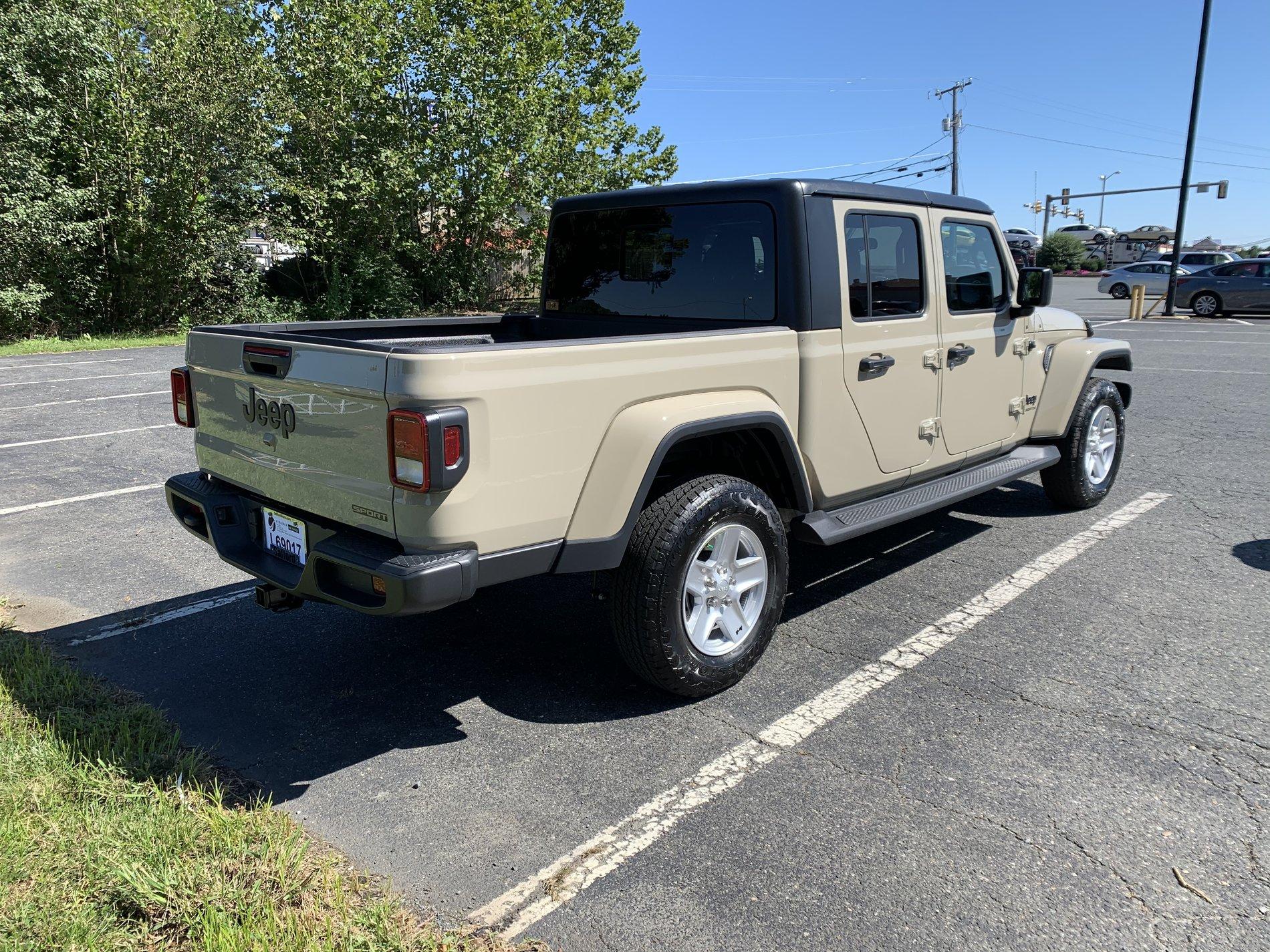 Jeep Gladiator GOBI Gladiator JT Club 15E29623-7E86-4194-A344-AFCC2BBB206F