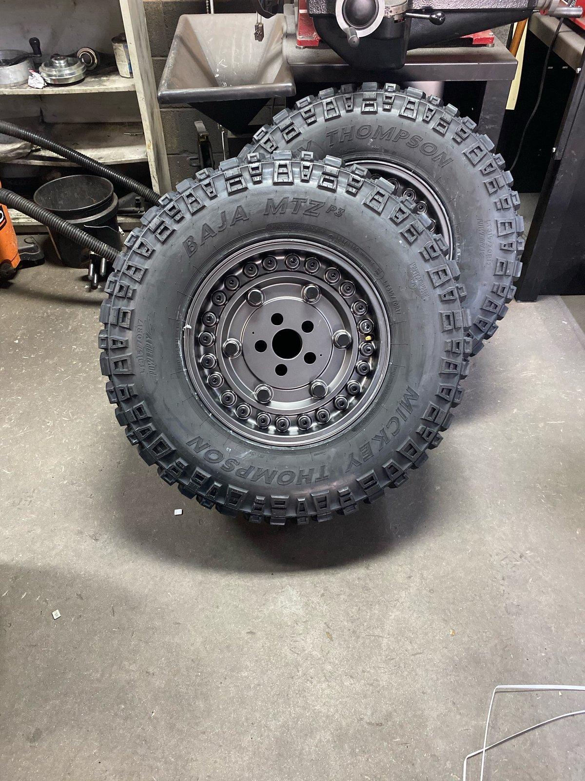 Jeep Gladiator Mud Tired vs All Terrain Tires 62241347699__F9F05BB2-8141-414A-AEF1-BFAD0D385327