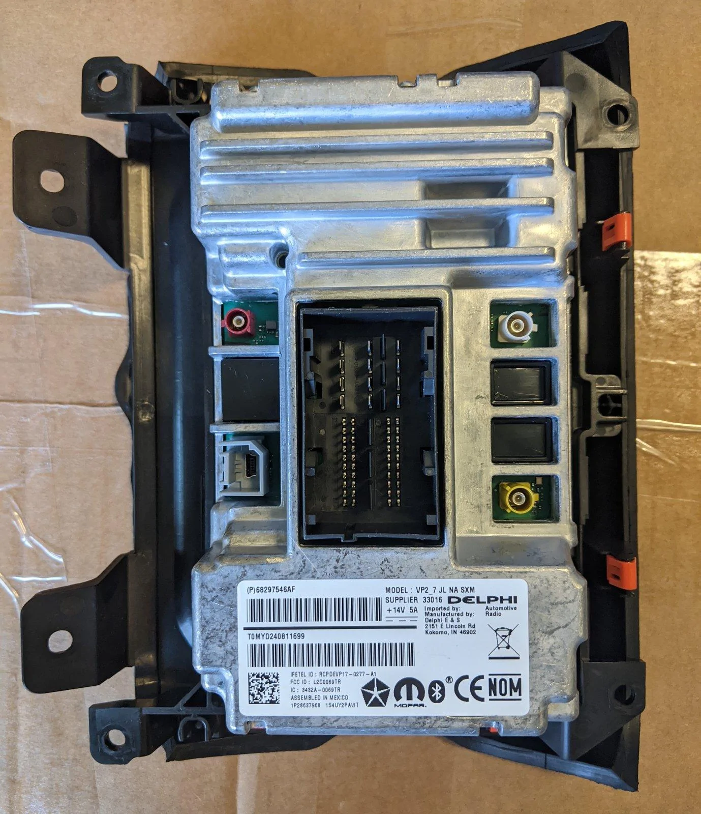 Jeep Gladiator 7” Uconnect Radio with Bezel and Radio Code! 89717E51-3BD2-47FB-BAE6-9F57D8F1508B