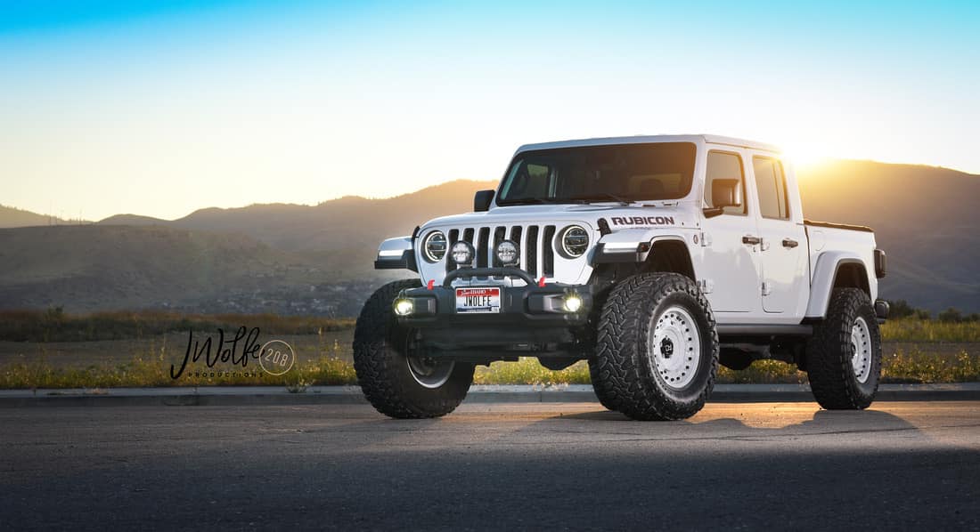 Jeep Gladiator Gladiator Glamour Shots 115804539_10220856302215845_8800940423663075869_o