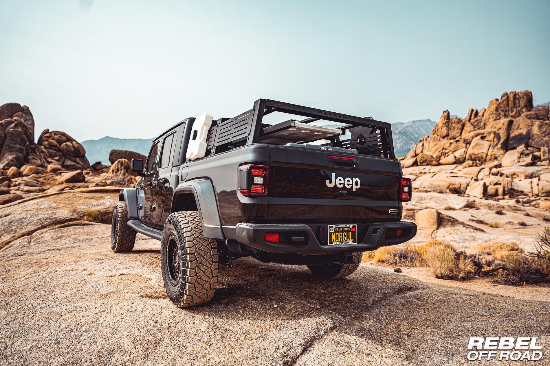 Jeep Gladiator 2020 Jeep Gladiator Brushed Aluminu with XPLOR Half Rack 0D6F4A22-2464-43A6-922D-67A03DFF786D