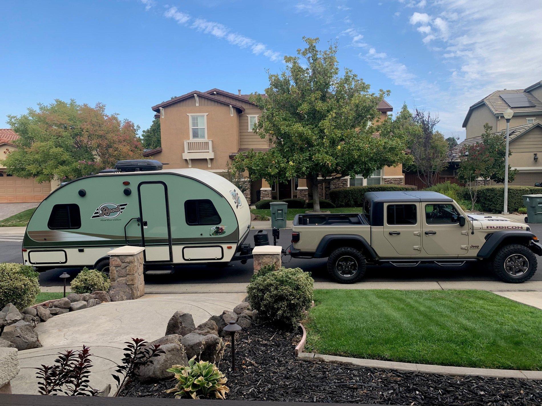Jeep Gladiator Gladiators and Camper Pictures jeep-rpod