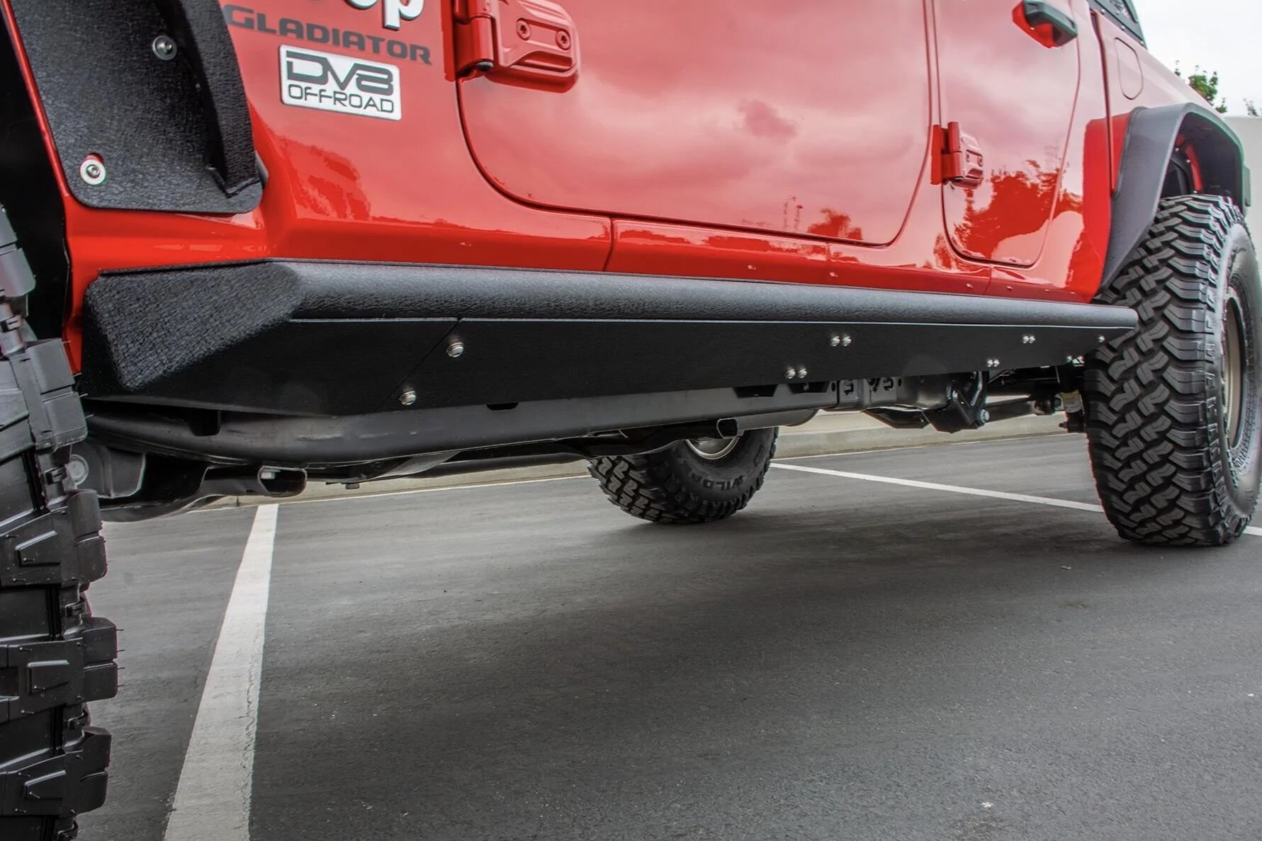Jeep Gladiator DV8 Offroad SRGL-02 Bolt-on Side Step Sliders 4CB17626-70CE-4039-855E-3B0144FC1315