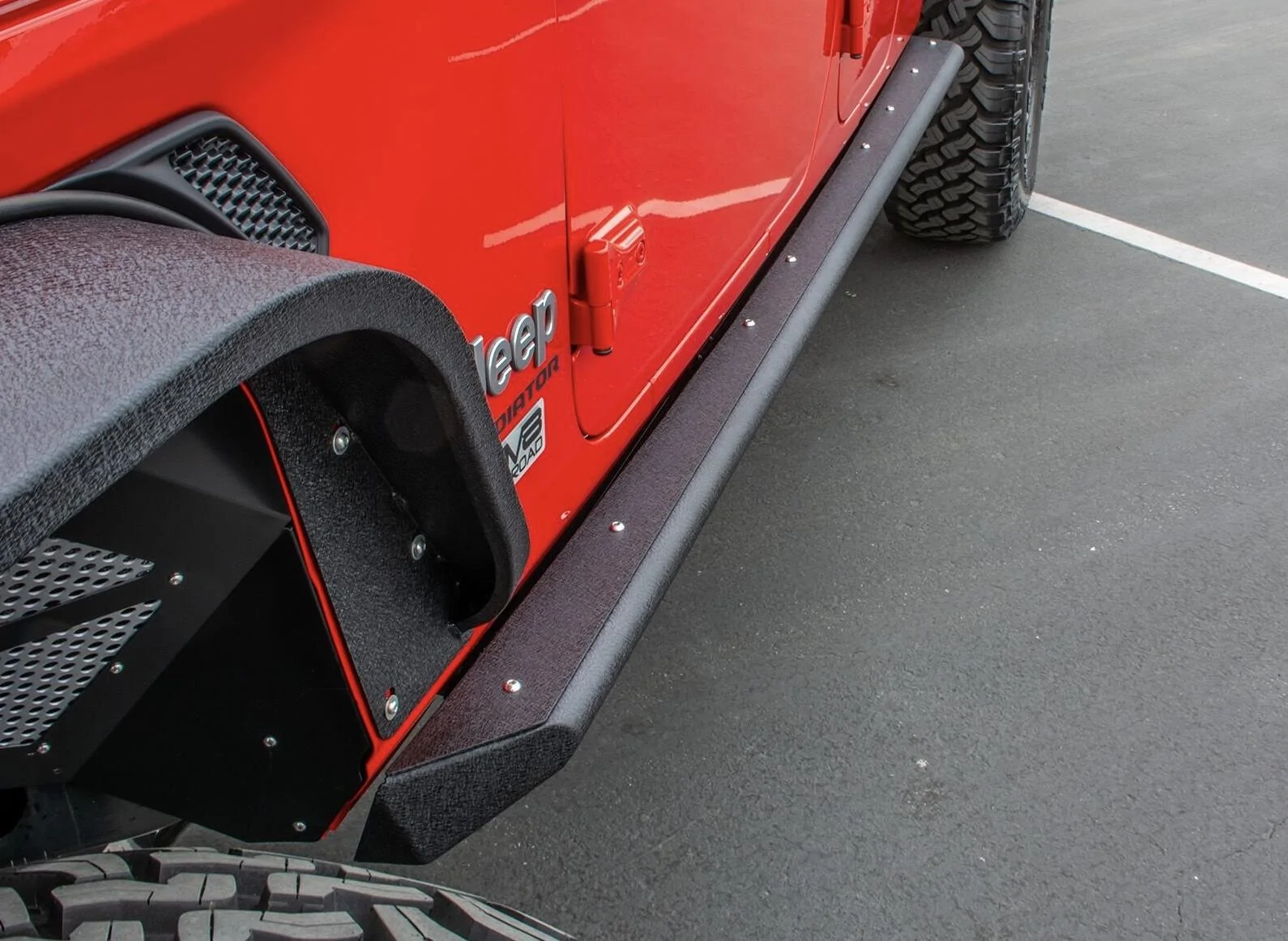 Jeep Gladiator DV8 Offroad SRGL-02 Bolt-on Side Step Sliders 7EA348CD-F7BE-47BA-A18F-7DB428478428