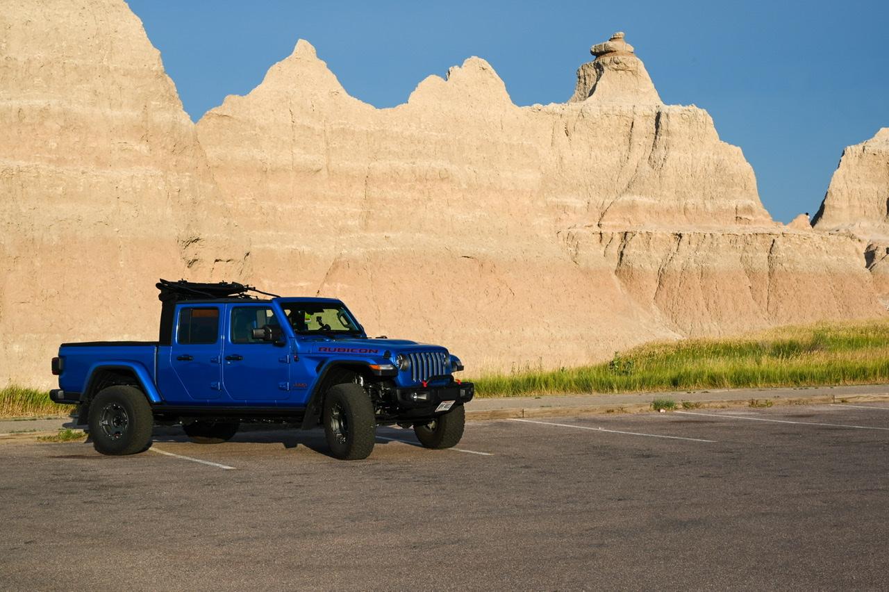 Jeep Gladiator Gladiator Glamour Shots A346CCE5-144D-440B-947A-5F2CA50FE2A0
