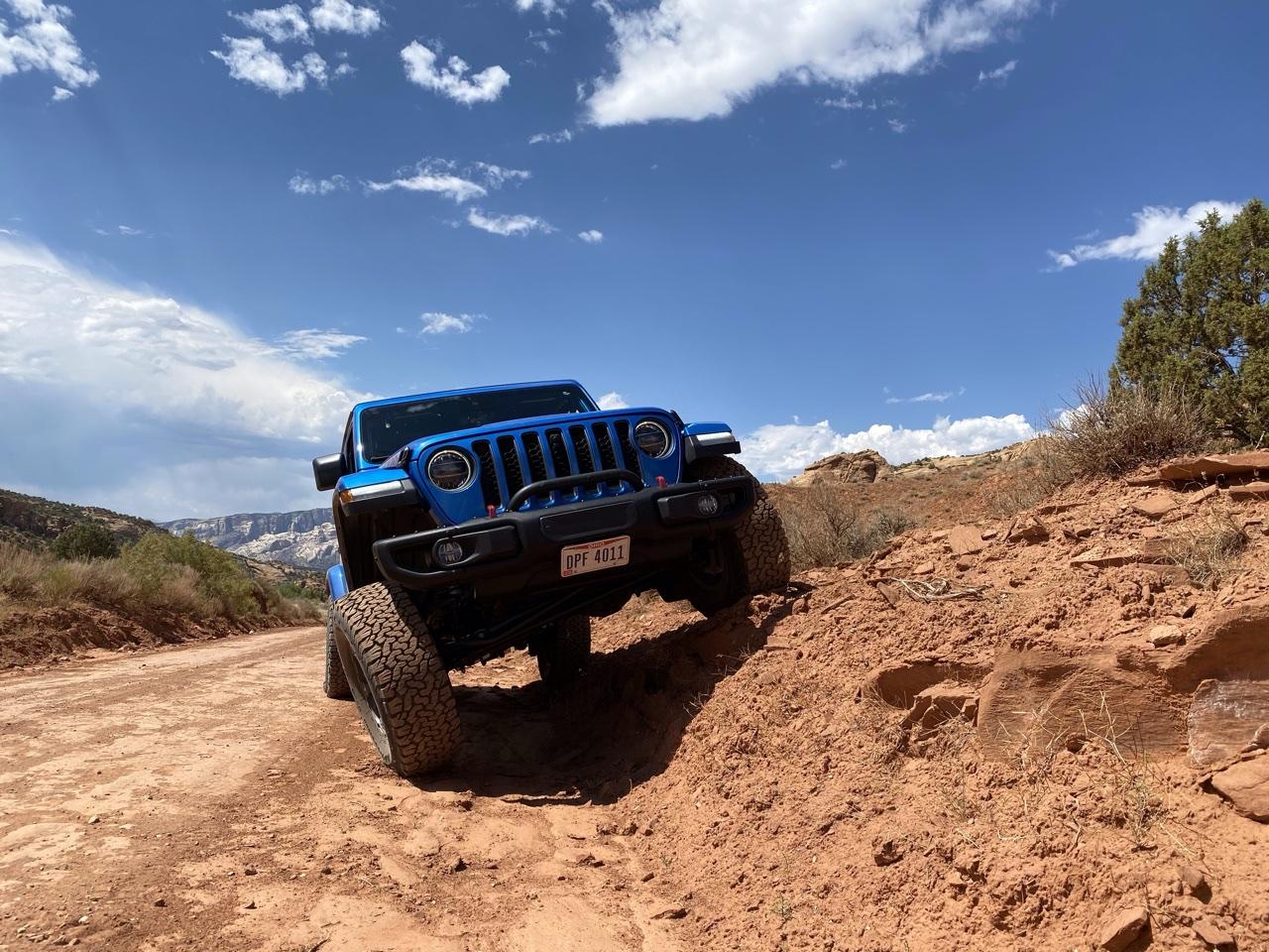 Jeep Gladiator Gladiator Glamour Shots B9F05127-4B58-4AB8-9511-1AE2923D5F1E