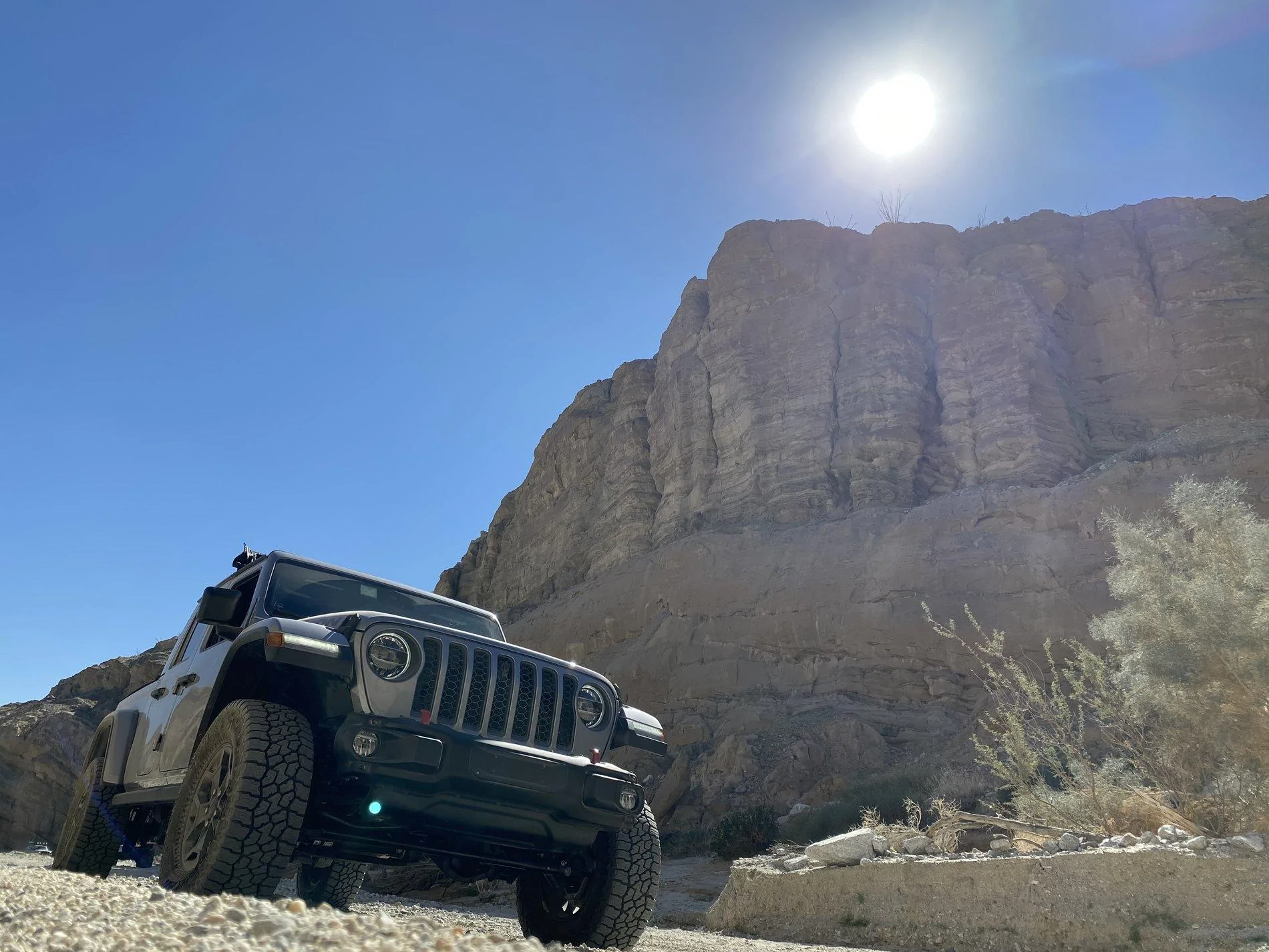 Jeep Gladiator Gladiator Glamour Shots CA637631-01E1-4377-9EF3-ED30CED4ED37