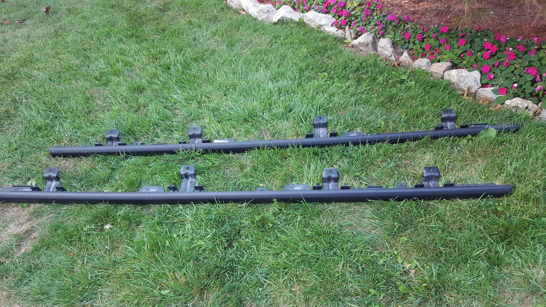 Jeep Gladiator Stock Rubi rock rails F/S............SOLD 20200925_172604