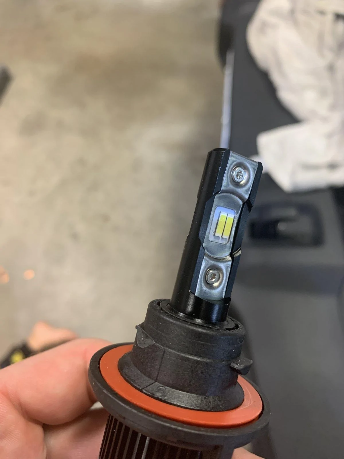 Jeep Gladiator LED Bulb Replacement - IT WORKS! 3E1F240C-92A0-4393-A861-859E8249816B