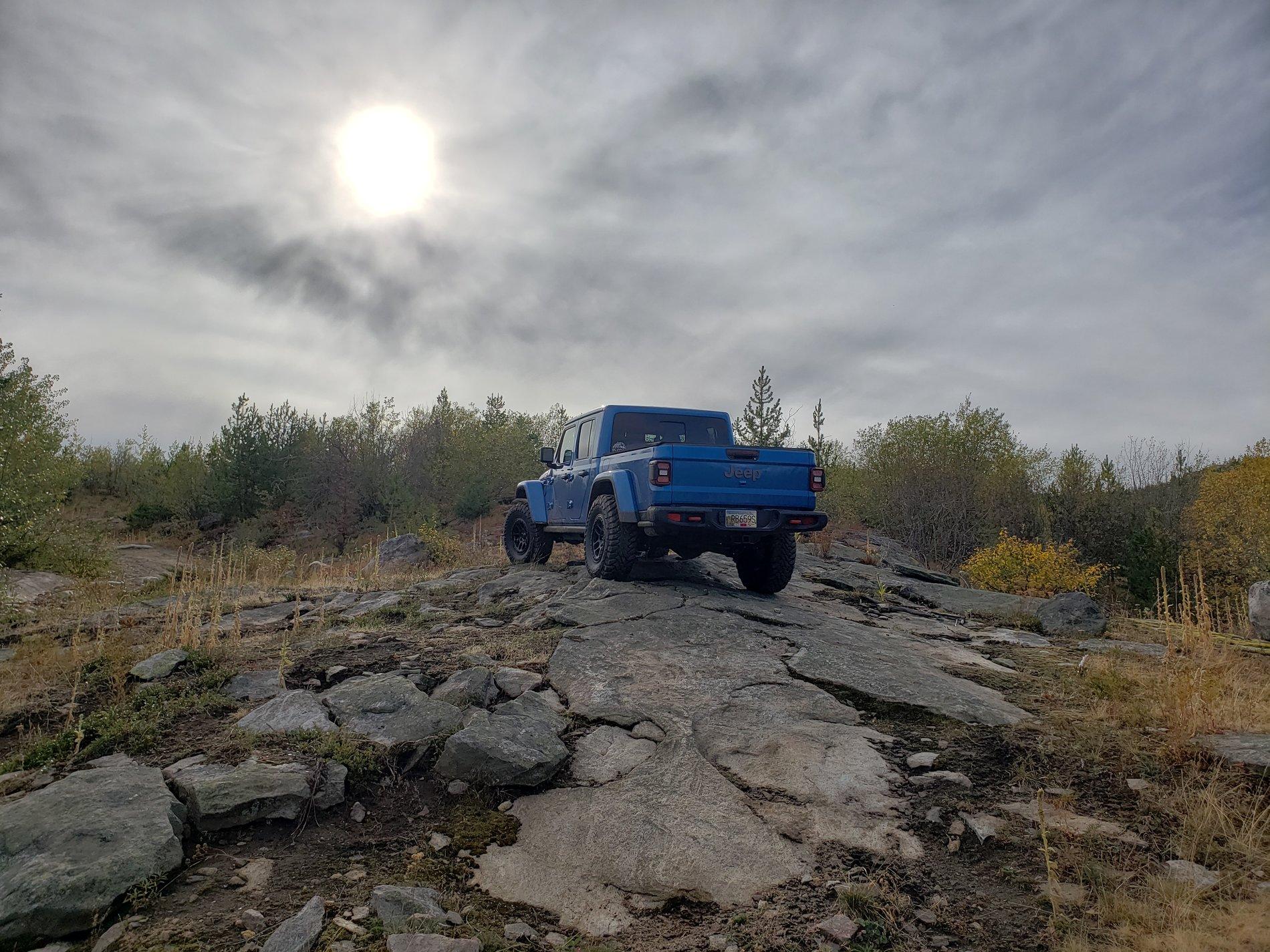 Jeep Gladiator HYDRO BLUE PEARL Gladiator JT Club 20200926_154724