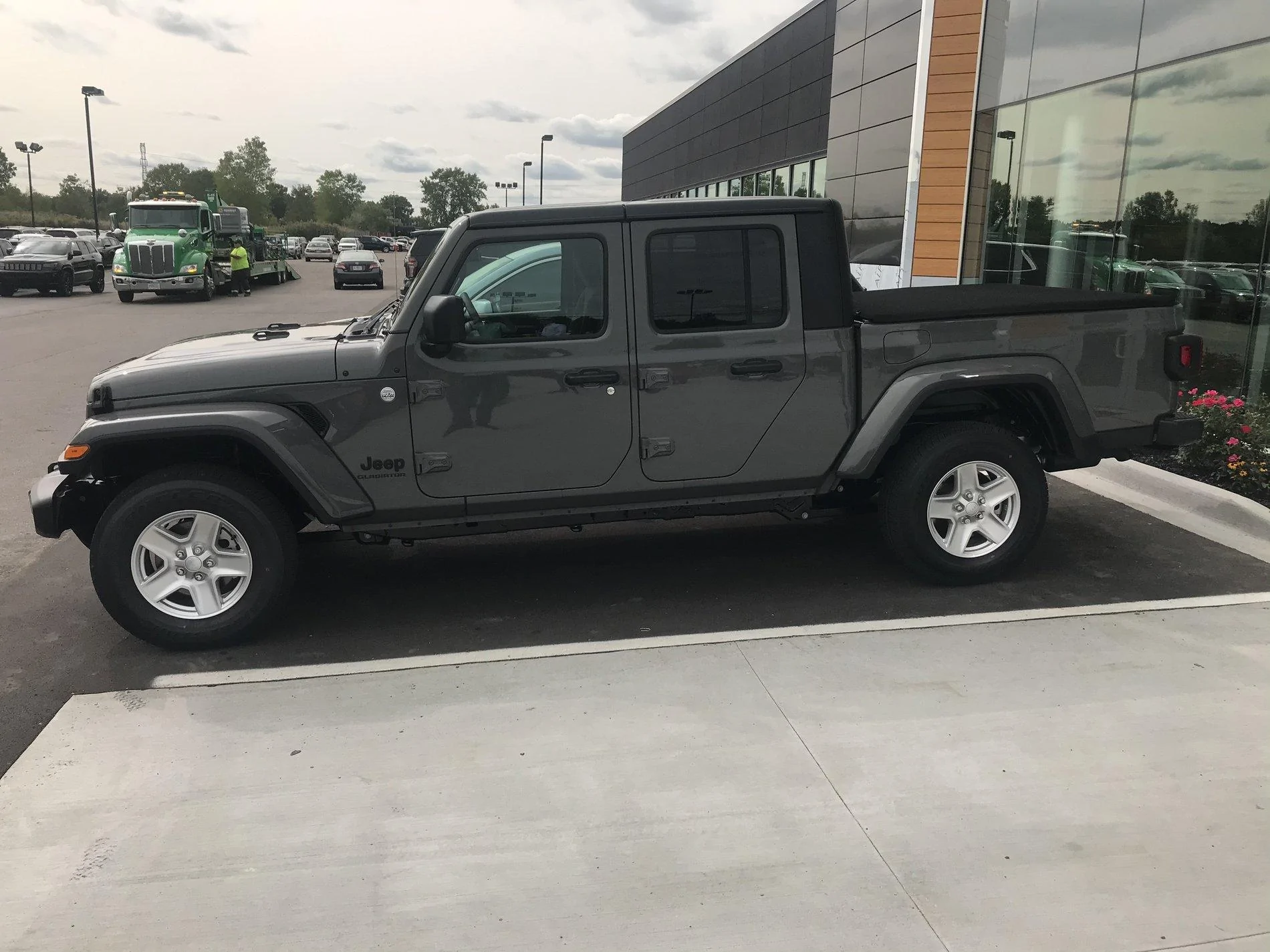 Jeep Gladiator Took Delivery of Your JT? Sign in Here! 0FFFE4B0-03DE-478A-AF59-CDB2C59051B7