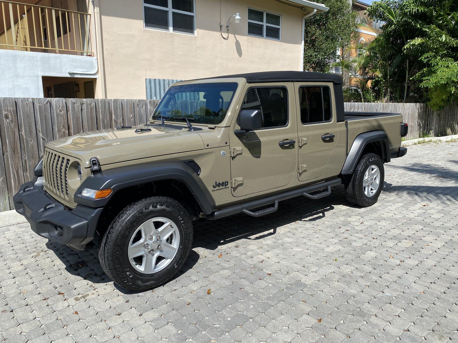 Jeep Gladiator GATOR Gladiator JT Club 99462A0F-685B-4910-817D-F6C317B9AB63