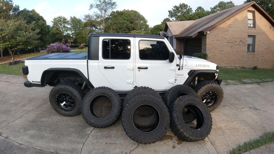 Jeep Gladiator American Racing ATX series 18"x9" wheels with 295/70-18 (34") Mastercraft Courser MTX tires. 3