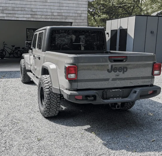 Jeep Gladiator Sport S, no lift w/ 34.4 x 12.7 Nitto Ridge Grappler -- thoughts on aesthetic and ride Screenshot 2020-09-27 at 12.11.45 PM