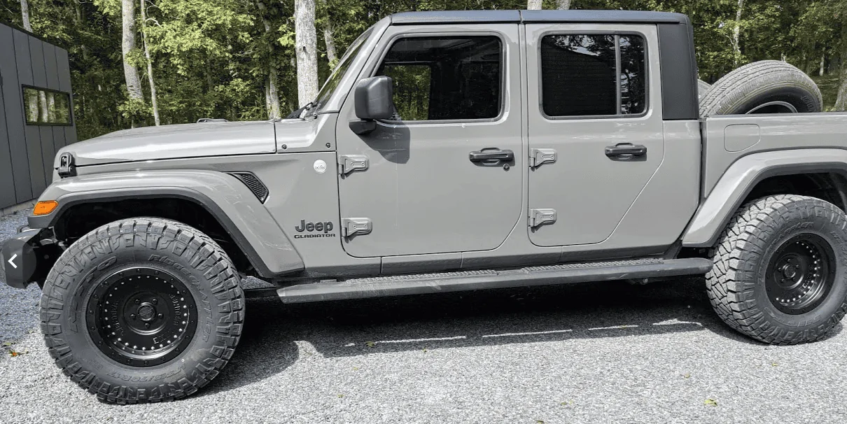 Jeep Gladiator Sport S, no lift w/ 34.4 x 12.7 Nitto Ridge Grappler -- thoughts on aesthetic and ride Screenshot 2020-09-27 at 12.11.30 PM