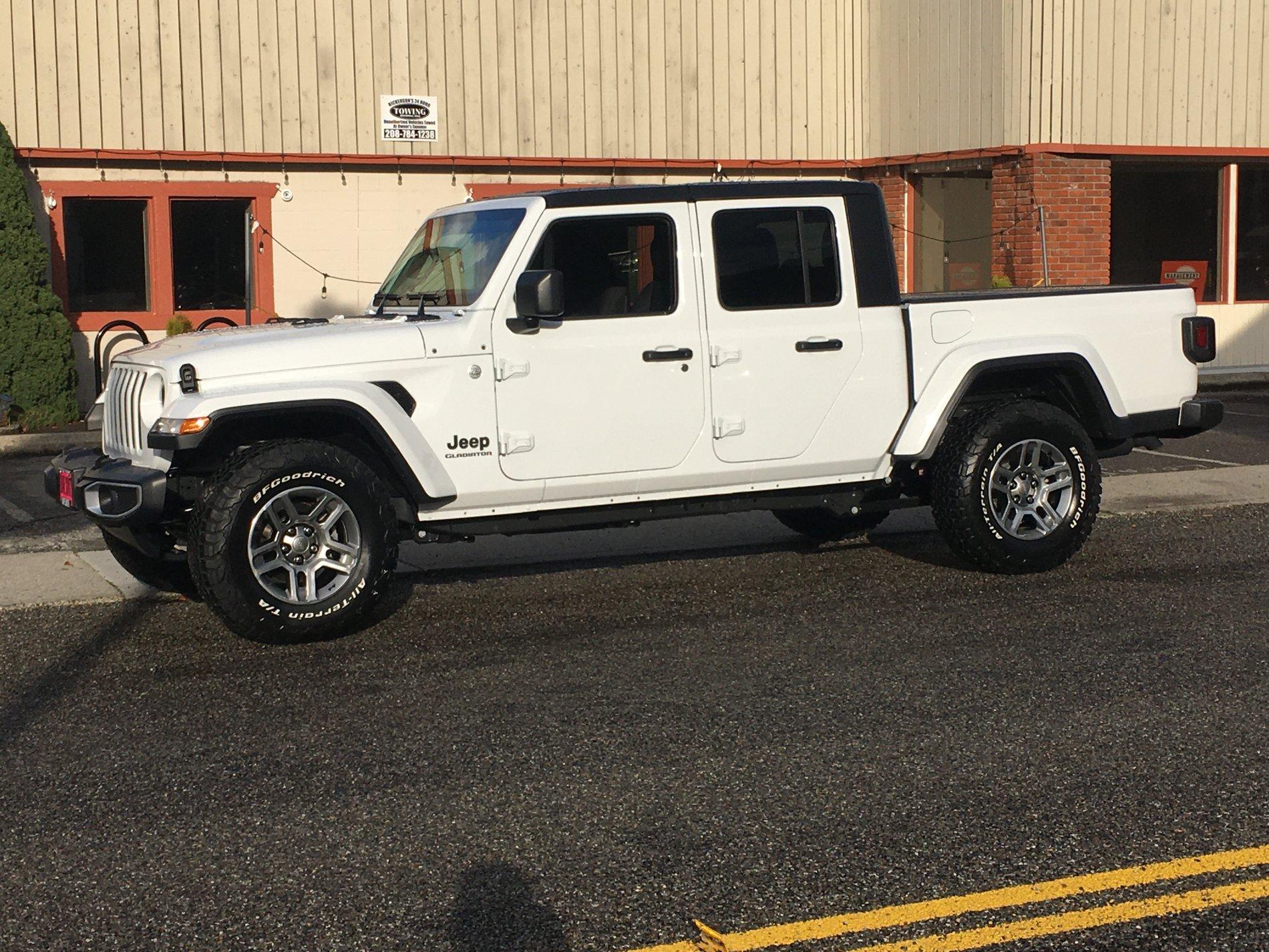 Jeep Gladiator Took Delivery of Your JT? Sign in Here! IMG_4677.JPG