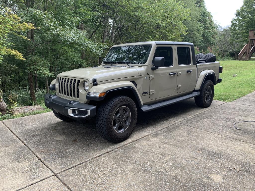 Jeep Gladiator Pictures of 33s and 35s IMG_1844-s2