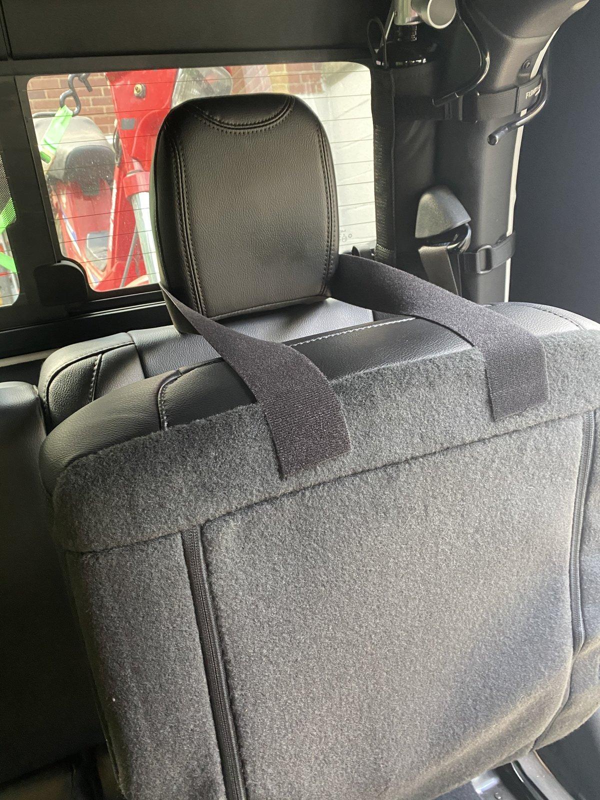 Jeep Gladiator Rear seat issues? 760948A2-4ADB-4850-BC35-B0477F03CB12