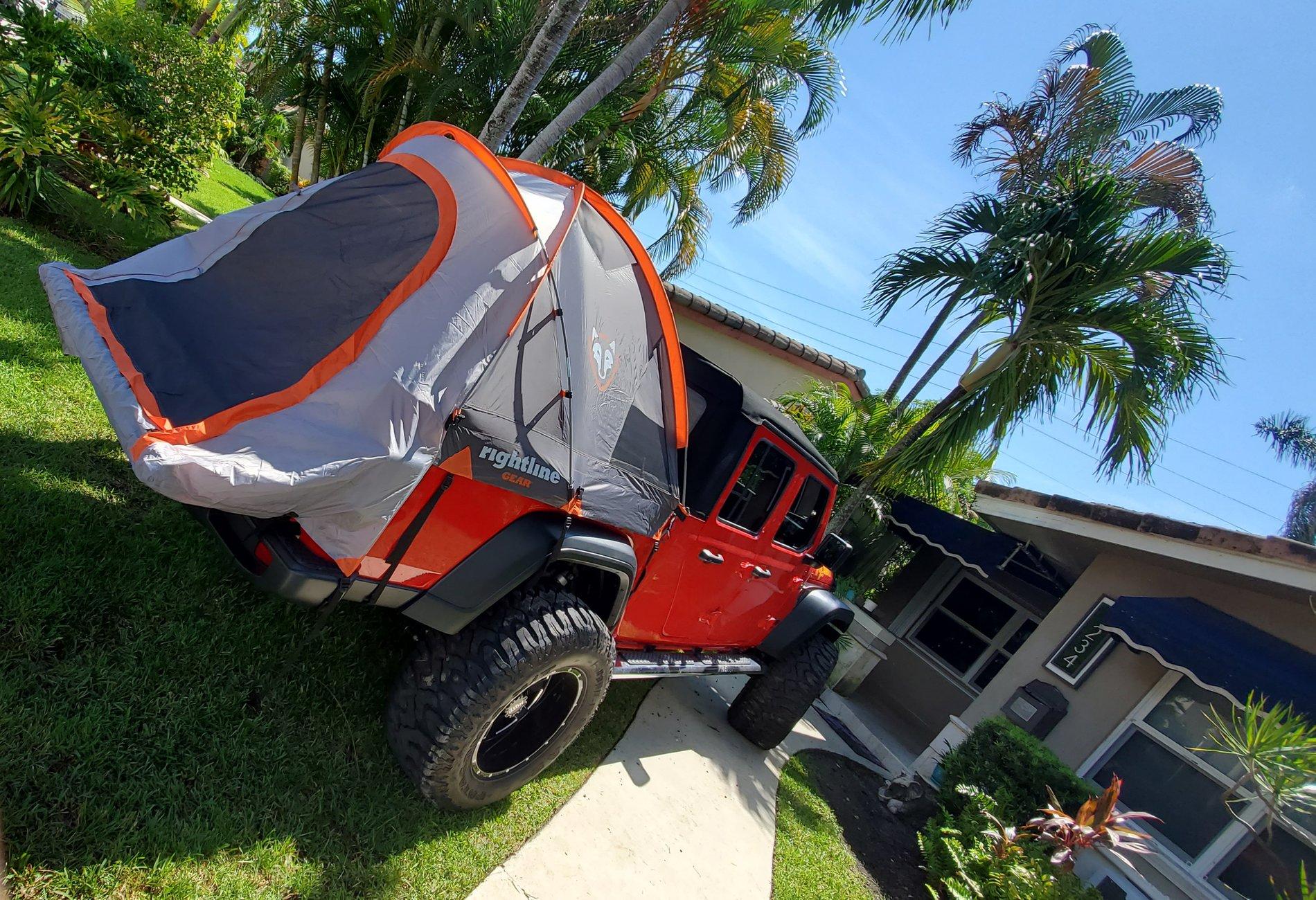 Jeep Gladiator Beach Tailgating setup for trip to St. Augustine 20200928_122338