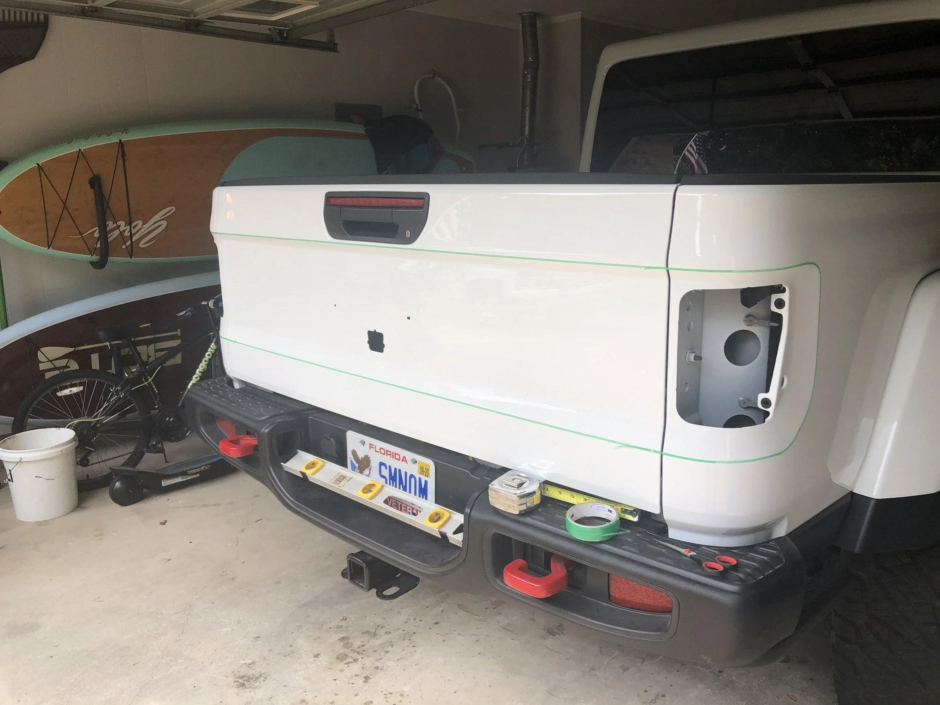 Jeep Gladiator Vinyl wrap accents FBBF58D5-F6C2-4974-9D3F-A708563B7386