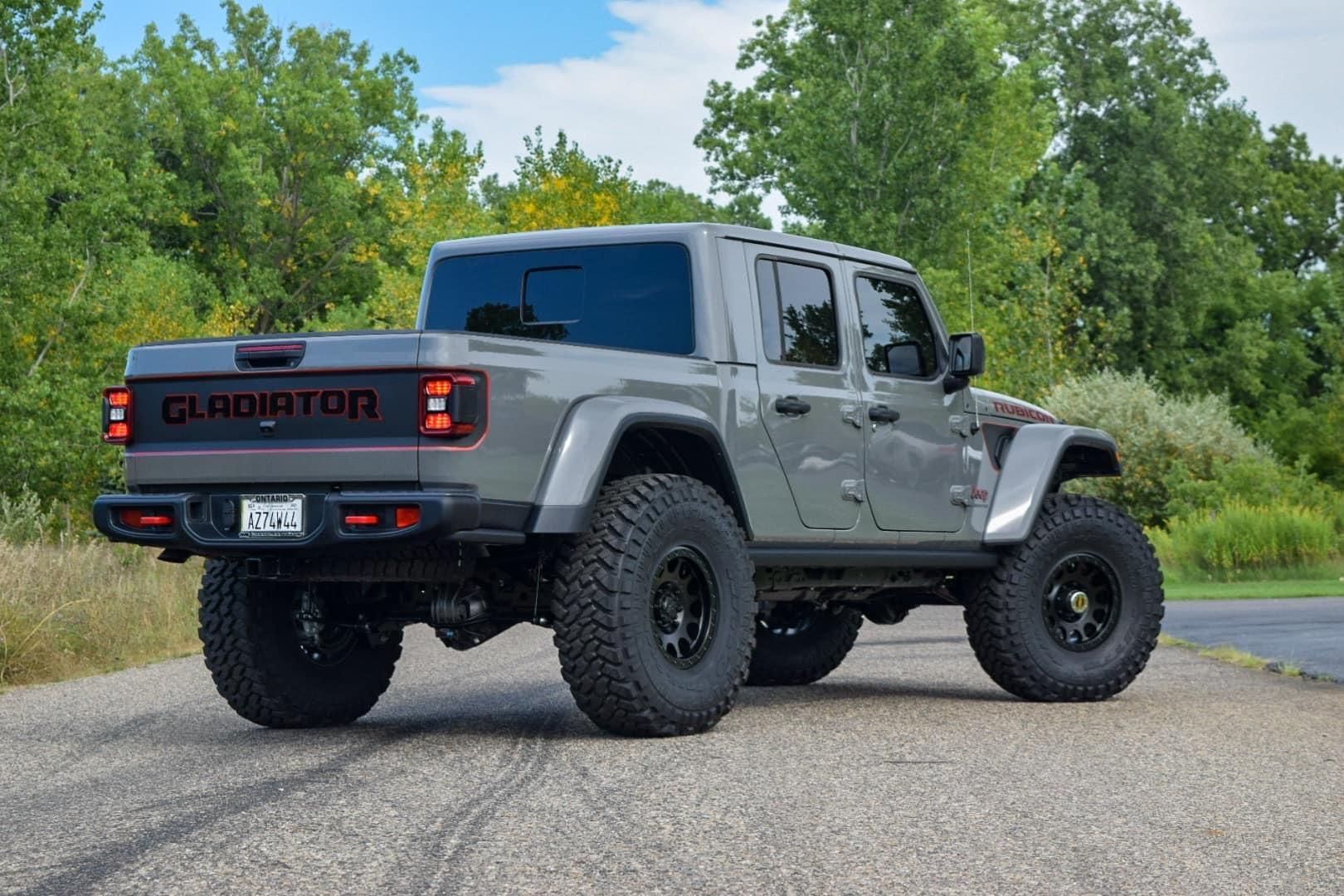 Jeep Gladiator Vinyl wrap accents 408CC5E7-8D04-4666-B242-047494F34333