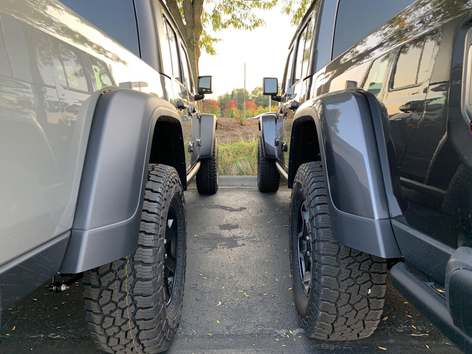 Jeep Gladiator Rubicon vs Mojave Photos IMG_7678.JPG