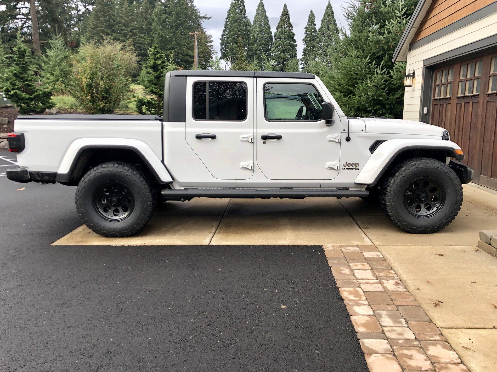 Jeep Gladiator Finally got her leveled. All is right with my JT now! FF6238F7-28DC-4F29-AC78-04322D50EDF2