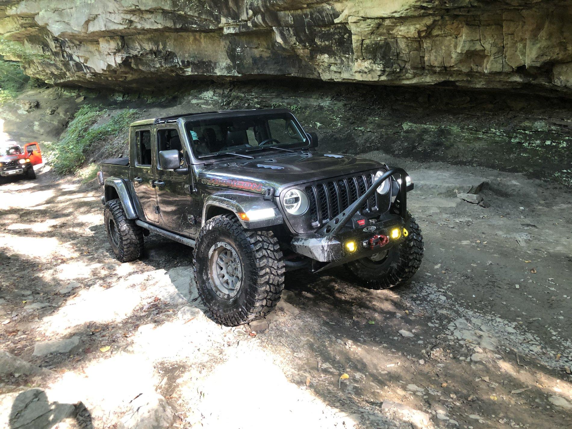 Jeep Gladiator Nemo Tunnel and Brushy Mountain State Penitentiary (Knoxville, TN area) 31049CCA-F14F-460E-96DE-37310EC14646