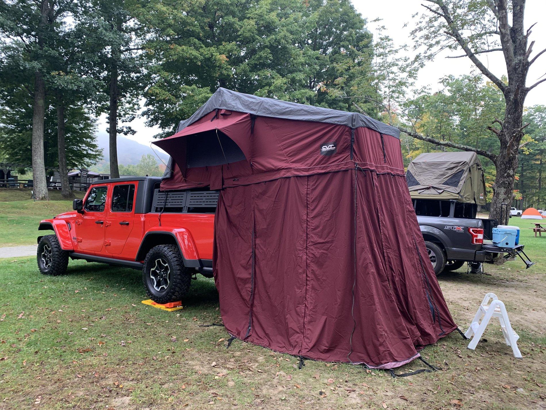 Jeep Gladiator Bed Rack and Roof Top Tents 42B69311-D6CC-4B71-ADAC-AECA27BA028F