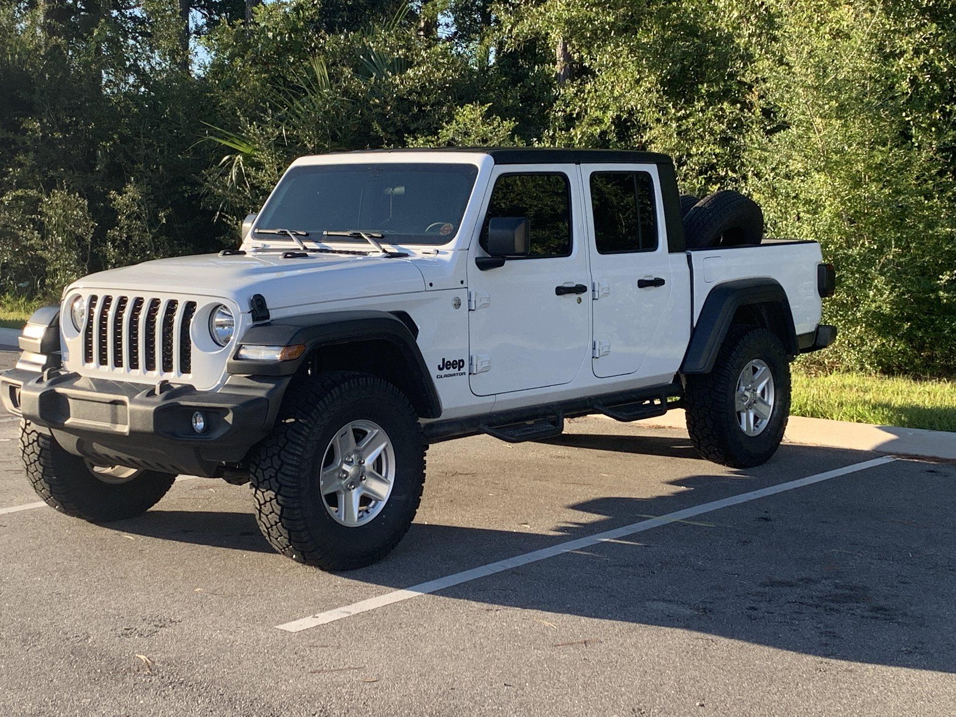 Jeep Gladiator Lets see all those Gladiators with lifts and bigger tires! 75CCC322-ABA9-440E-A6D0-5C89F6EC6A9D