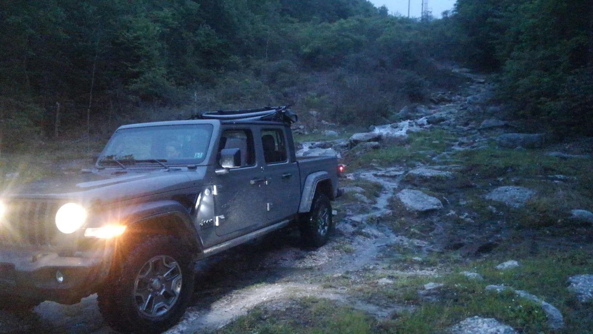Jeep Gladiator Anyone using Oracle Sidetrack fender lighting system? KIMG3092