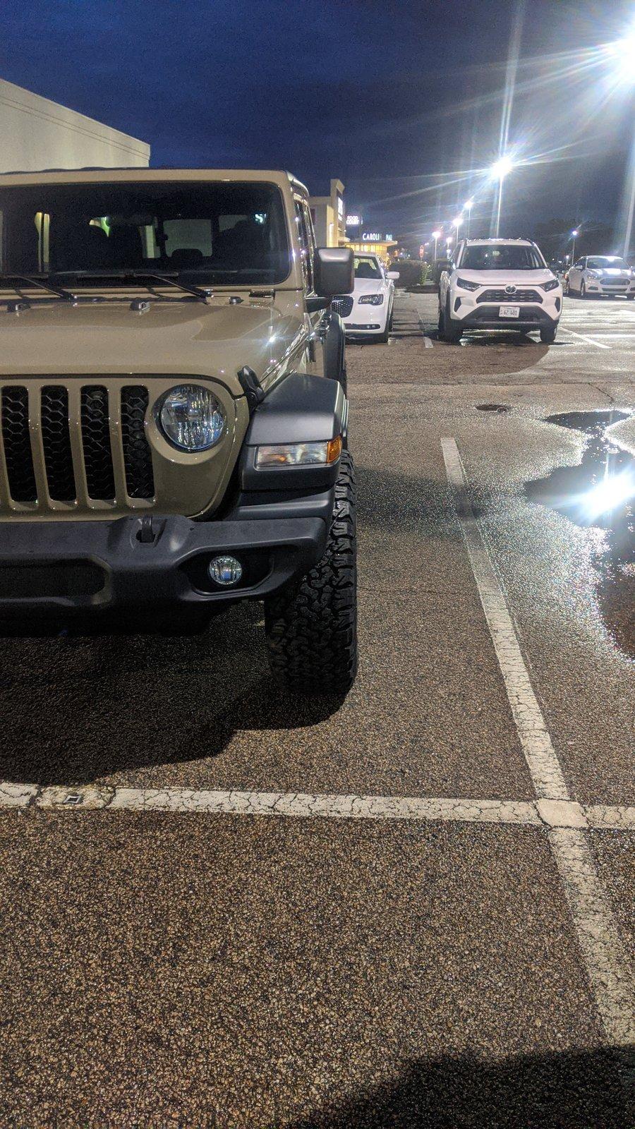 Jeep Gladiator Had some 315/70/17 KO2 mounted today IMG_20200213_183153