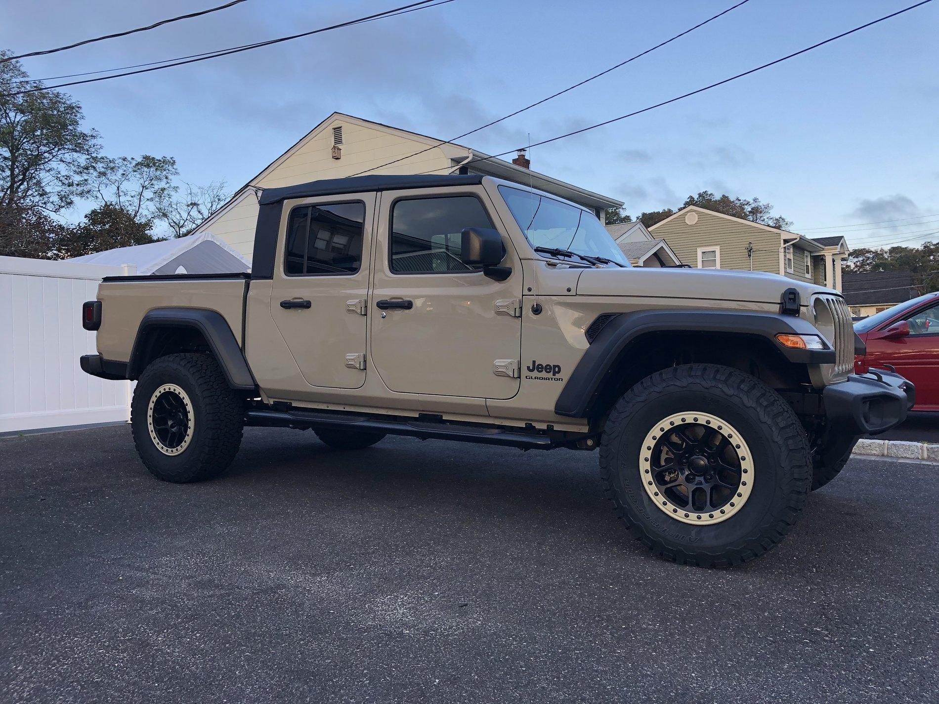 Jeep Gladiator GOBI Gladiator JT Club 5294D3A2-2946-4DE0-92DC-3F8FD38A7606