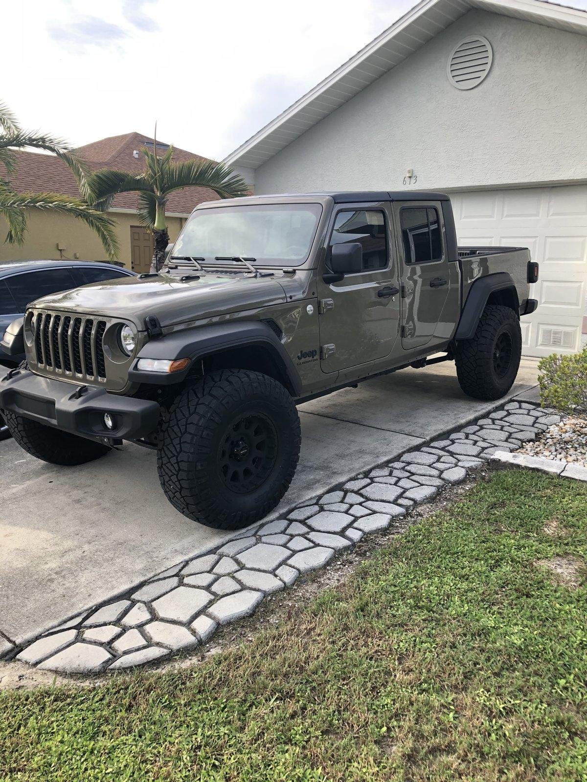 Jeep Gladiator GATOR Gladiator JT Club 851DCF1C-9730-4B13-9805-57CEF8D7045D
