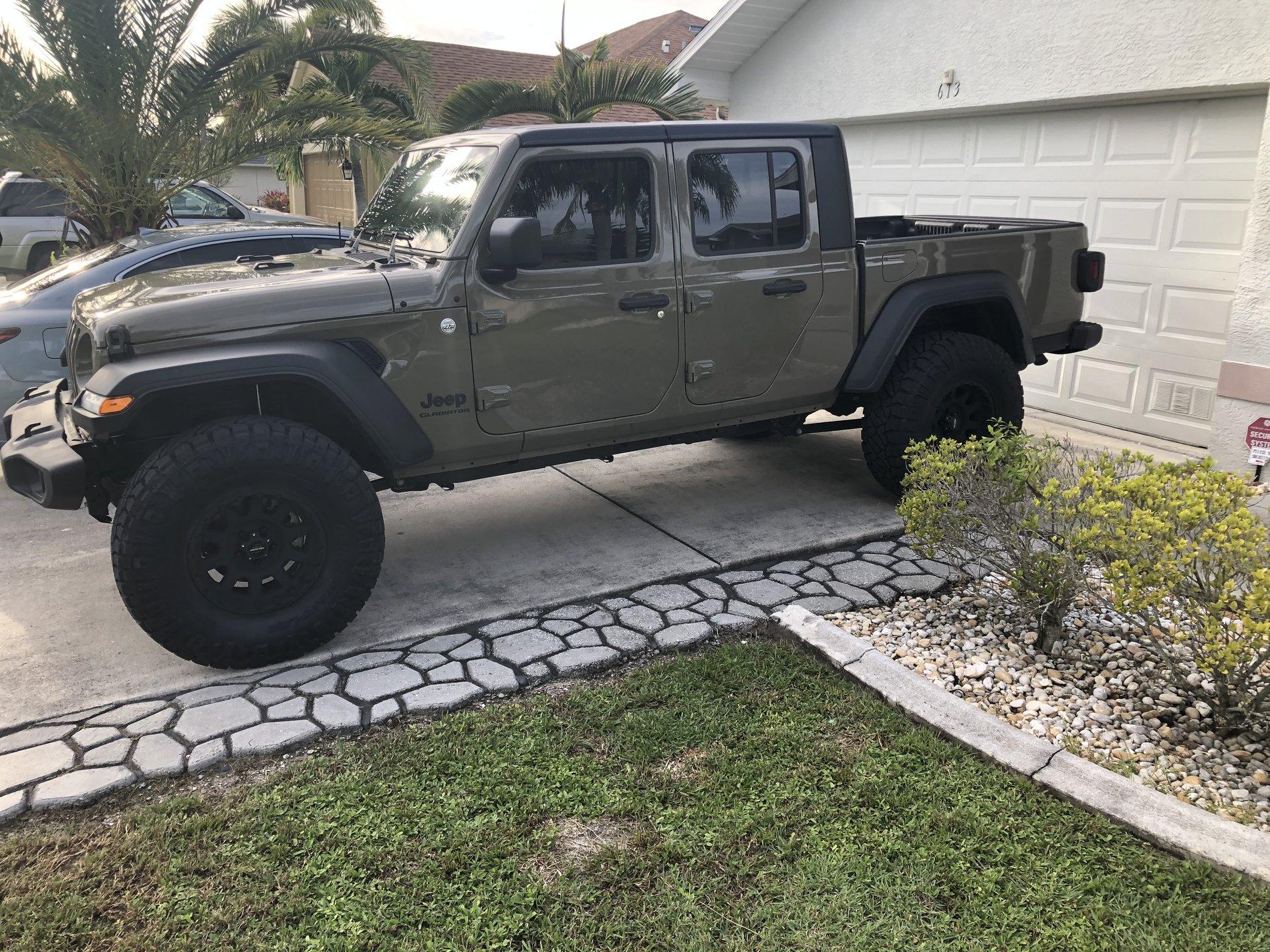 Jeep Gladiator GATOR Gladiator JT Club 77F2EE5D-790D-410C-B43B-5701EB2E3DA3