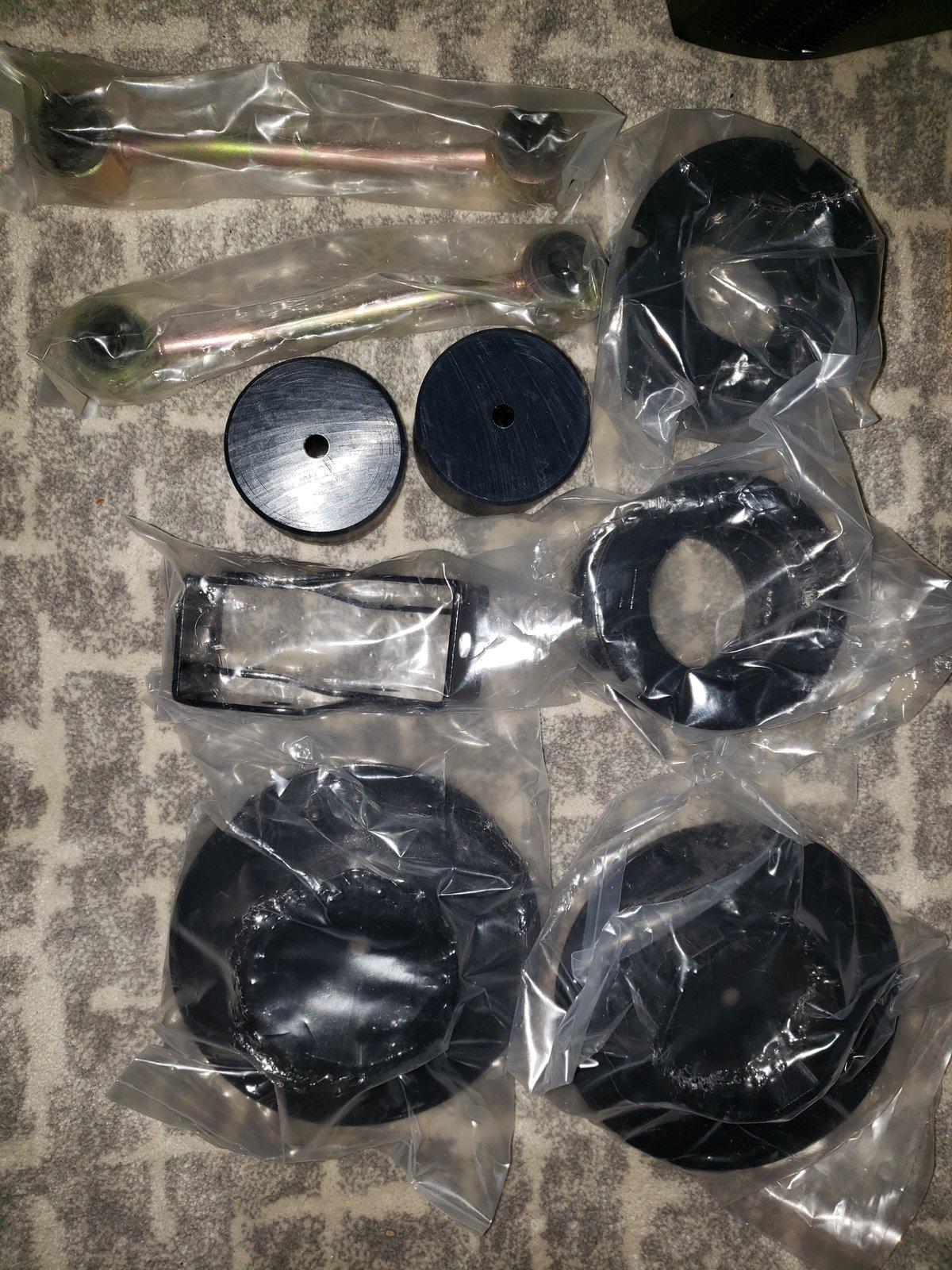 Jeep Gladiator SkyJacker Spacer Lift (New) 20201003_003445[1]