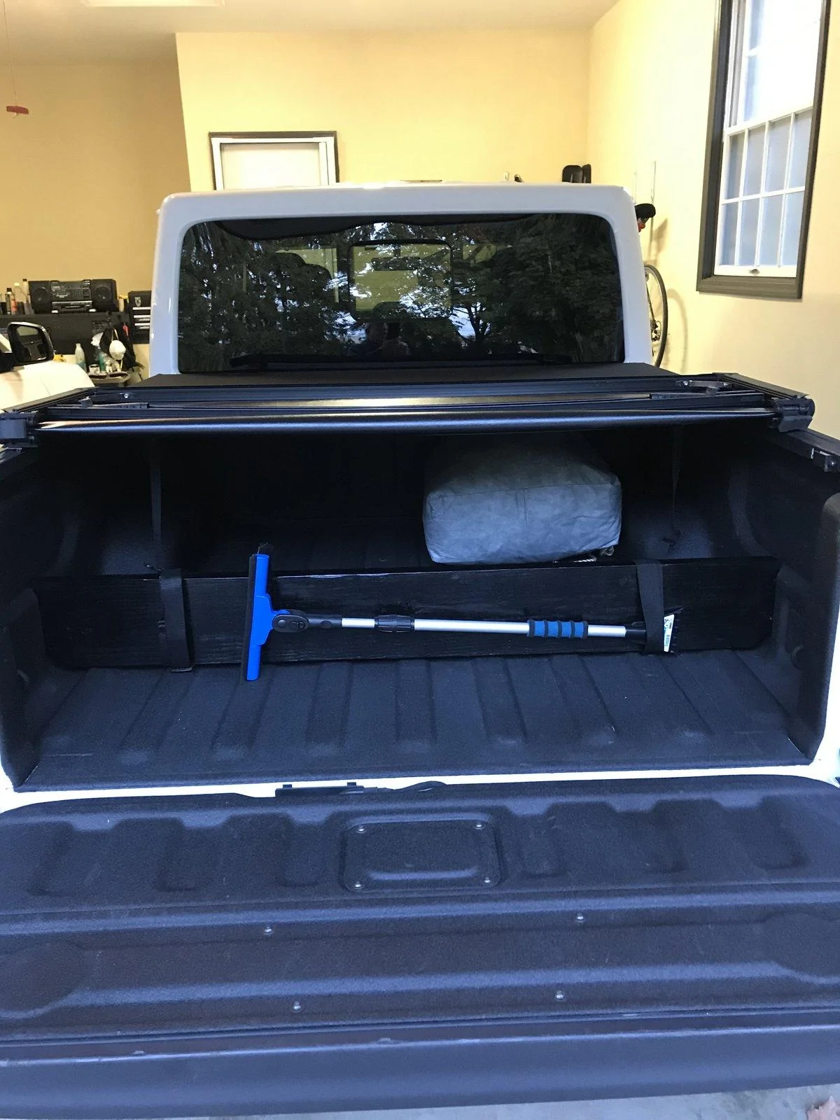 Jeep Gladiator Igloo Cooler and bed setup A9ADC198-1806-48C2-AE64-C19140E56030