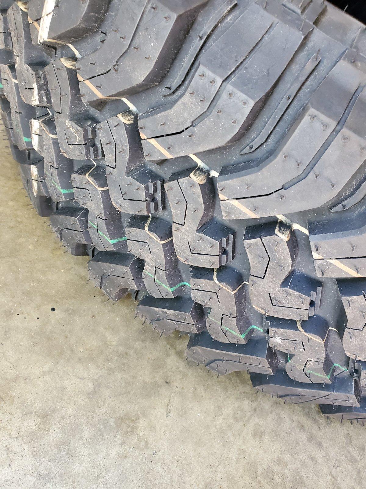Jeep Gladiator 285/70r17 Falken M/T 20201003_134722