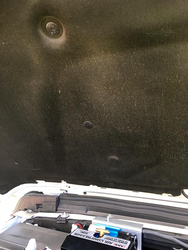 Jeep Gladiator Under the hood ARB compressor mount with remote air chuck/rocker switch/air filter relocation brackets. JL-Liner