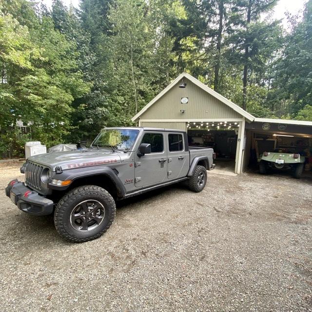 Jeep Gladiator Garages! B1156BF4-E873-4496-8ED2-522D57FBDCCA
