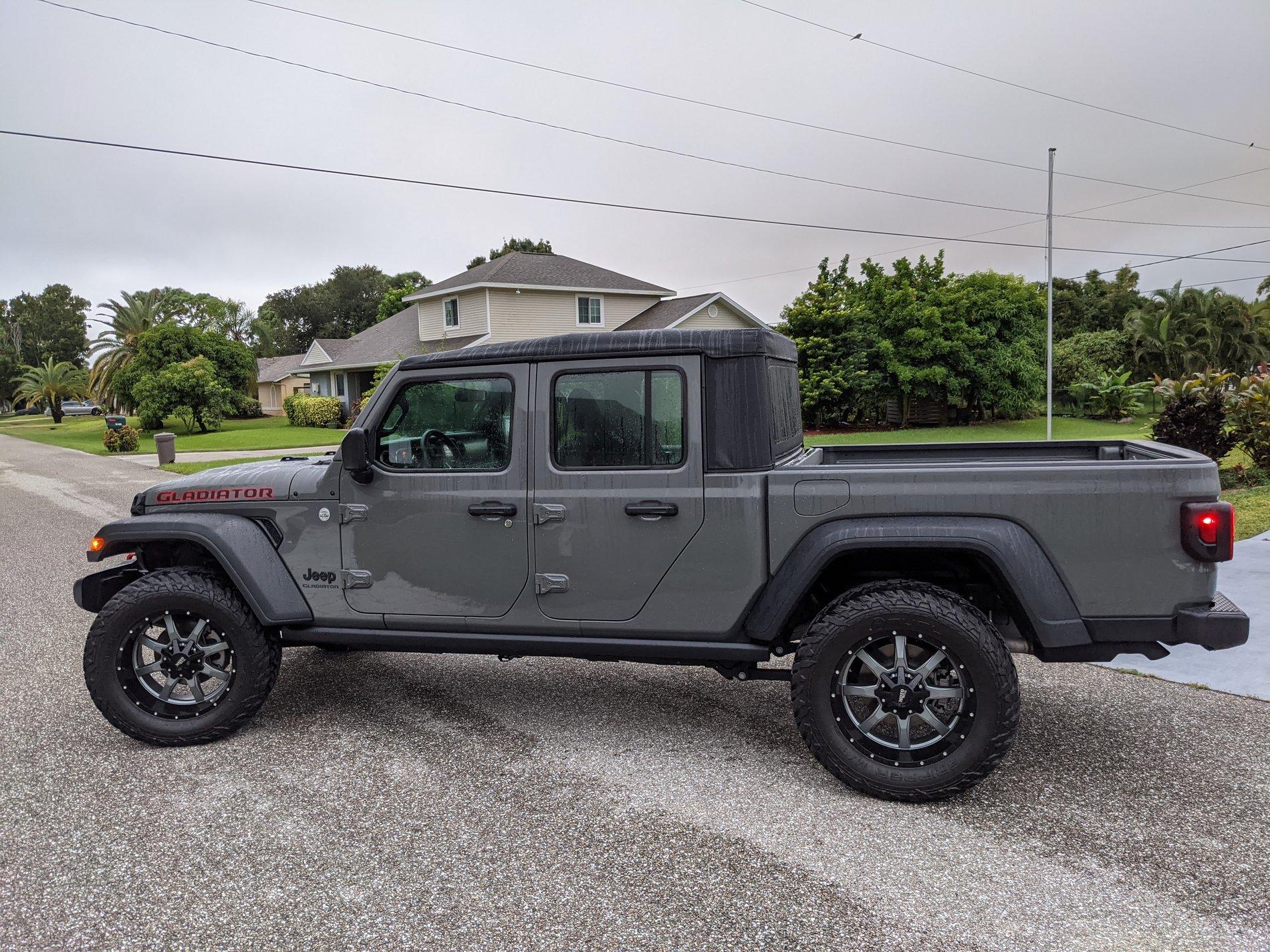 Jeep Gladiator STING GRAY Gladiator JT Club PXL_20200930_113551572